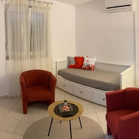 Apartmani Lovre I Zara Exterior photo