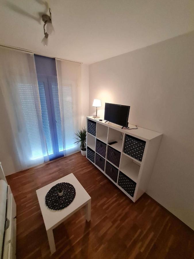Lovre I Apartment