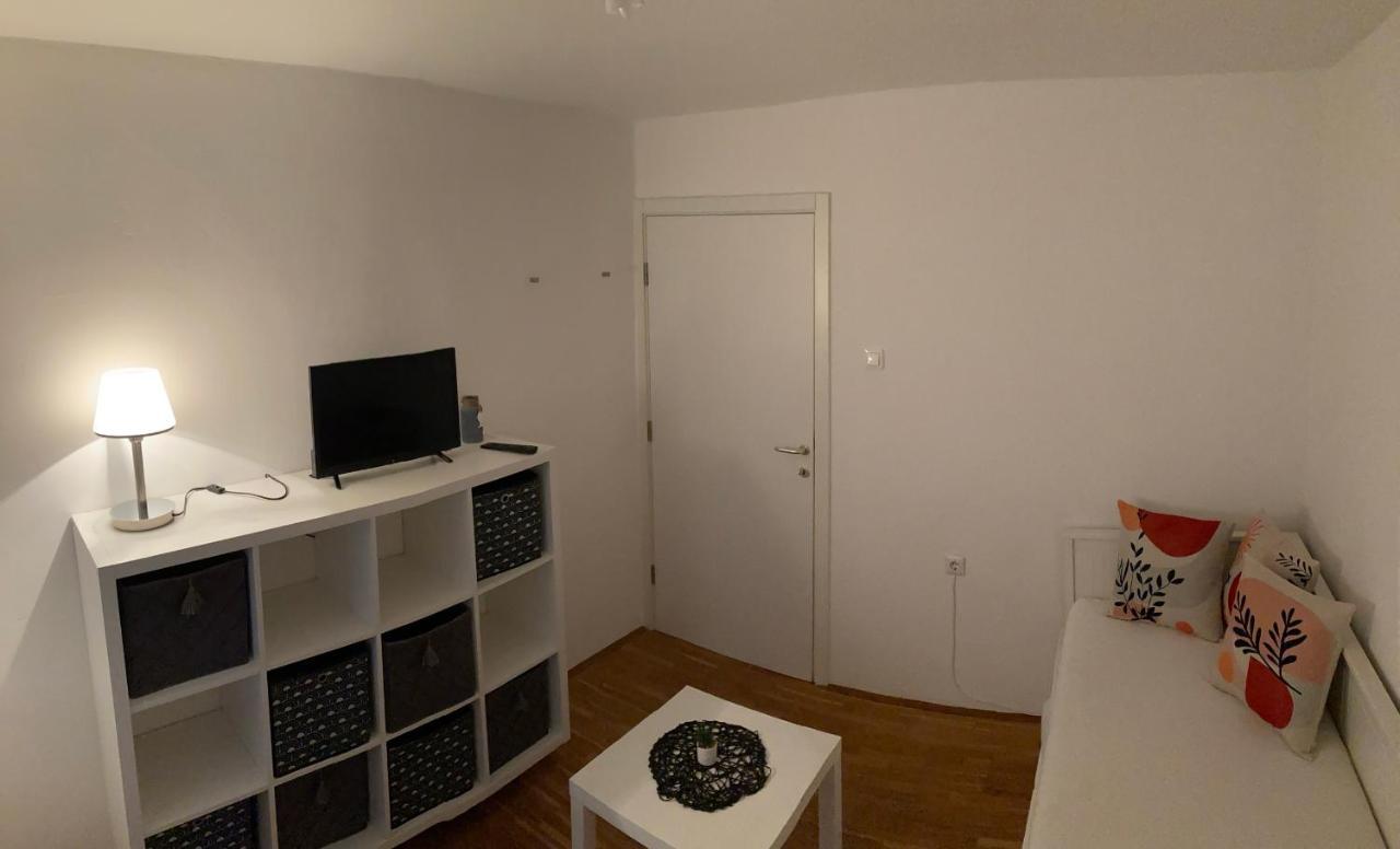 Apartment Lovre I Zadar